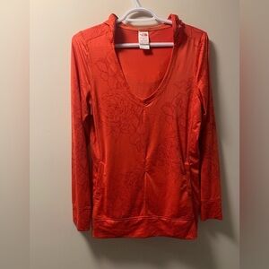 The North Face dryfit Longsleeve size medium